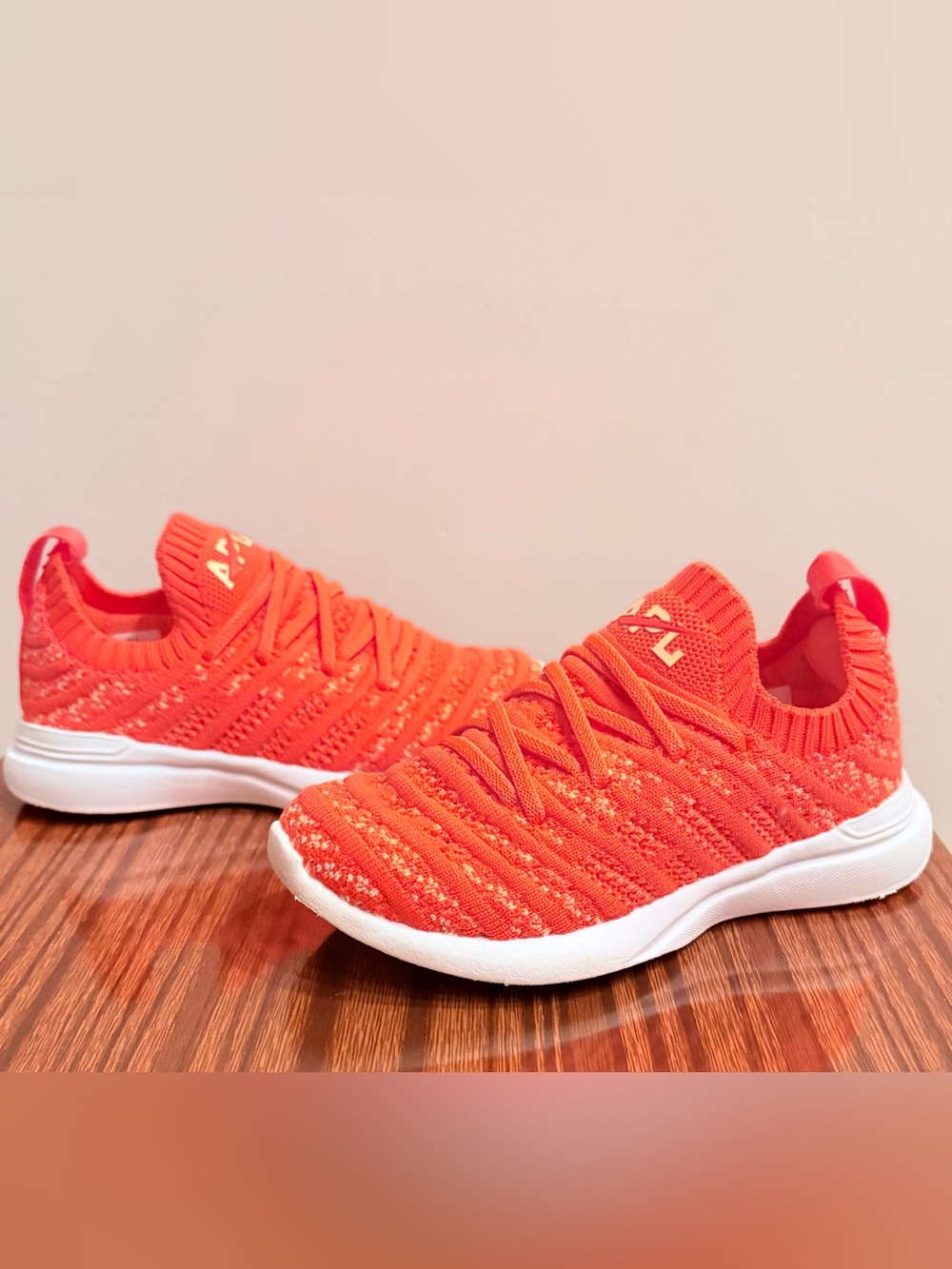 APL TechLoom Wave Toddler Sneakers 9C